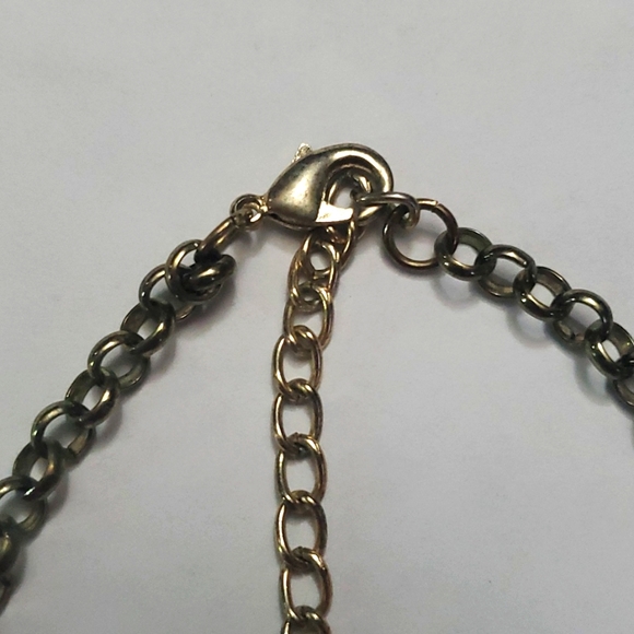 Necklace with large, clear beads in different sizes - Picture 2 of 4